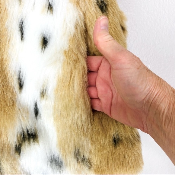 Back In The Saddle Hooded Zip Up Faux Fur Vest Size S - Picture 4 of 6